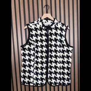 Susan Graver Vest Medium Womens Full Zip Herringbone Art Soft Knit Poly